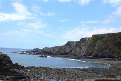 Hartland Quay Beach - Maps :: British Beaches