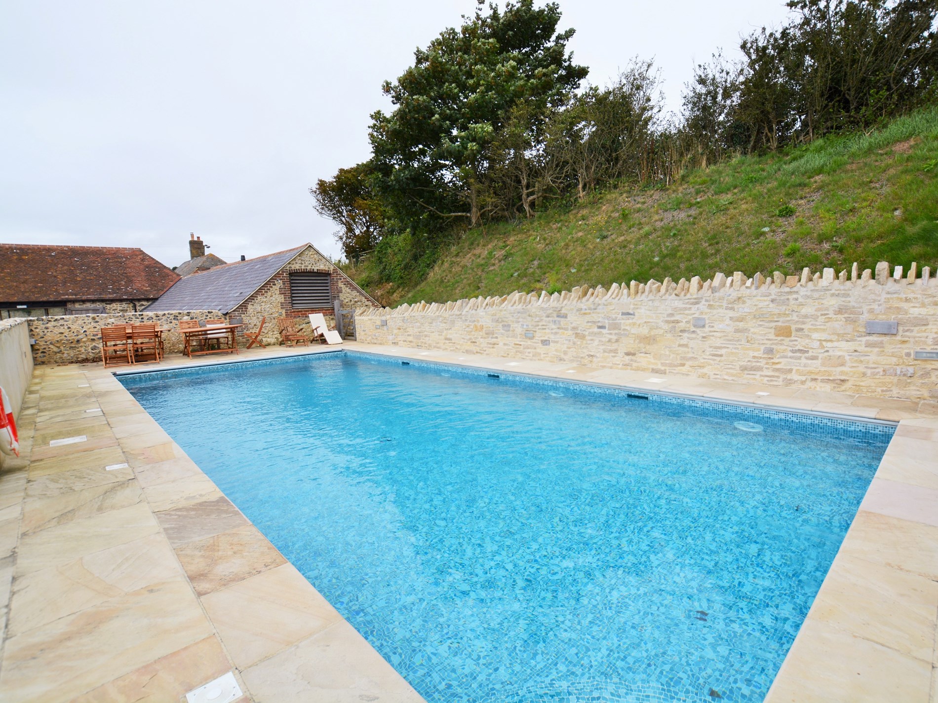 Luxury Romantic West Lulworth Barn A Holiday Cottage In Dorset
